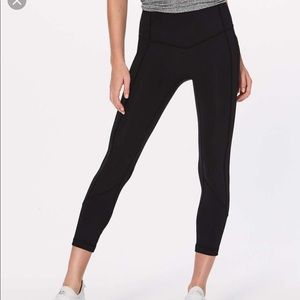 Lulu Lemon all the right places crop black size 4